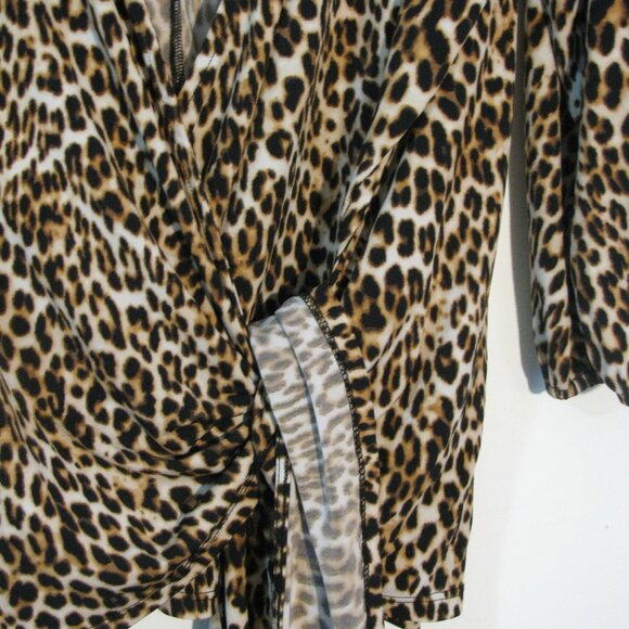 * 2/$15 Worthington Animal Print Top 1X Plus Size Faux Wrap Style Knot Tie - Picture 4 of 5